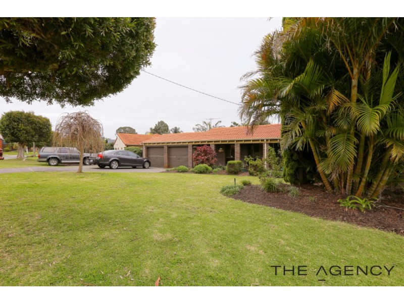 14 Mcleish Place, Thornlie WA 6108