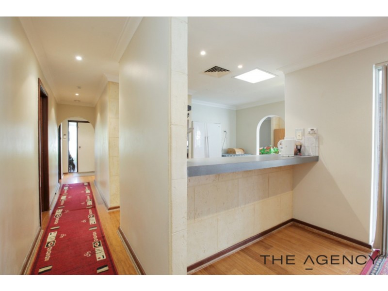14 Mcleish Place, Thornlie WA 6108