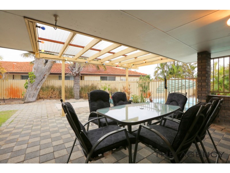 14 Mcleish Place, Thornlie WA 6108