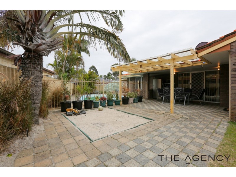 14 Mcleish Place, Thornlie WA 6108