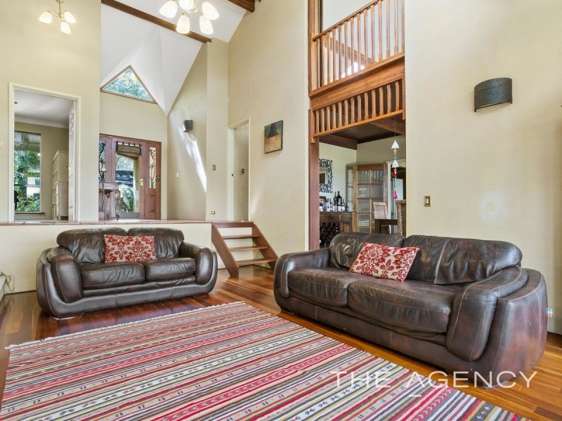 8 Rainsford Way, Parkerville WA 6081