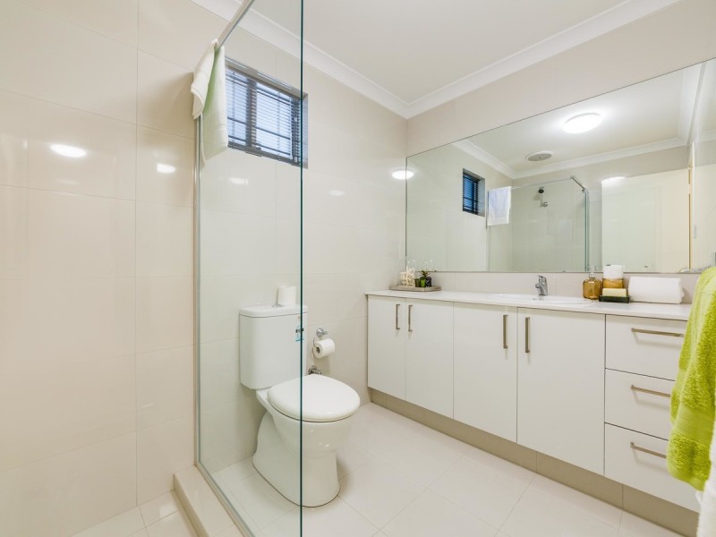 2/7 Mahlberg Avenue, Woodlands WA 6018