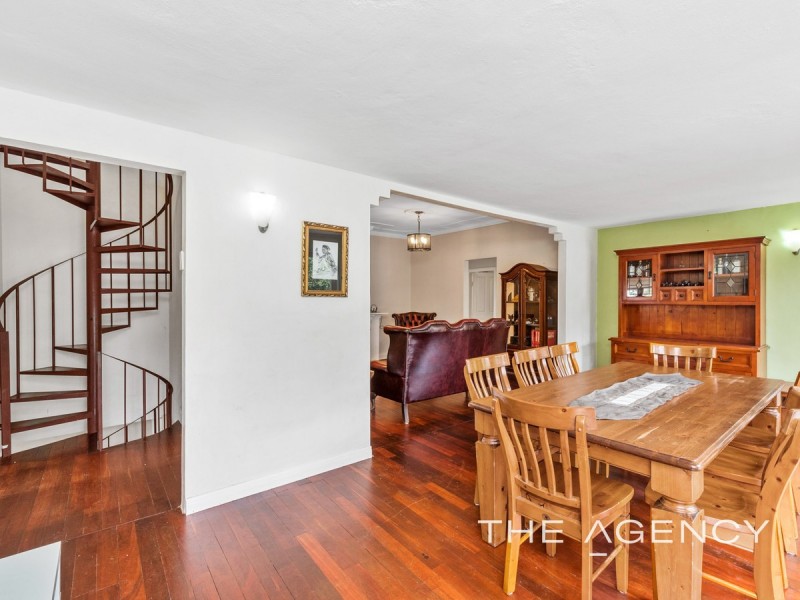 2 Scenic Drive, Maida Vale WA 6057