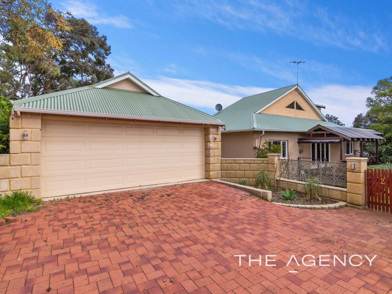 2 Scenic Drive, Maida Vale WA 6057