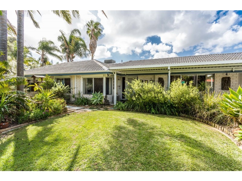 22 McLeish Place, Thornlie WA 6108