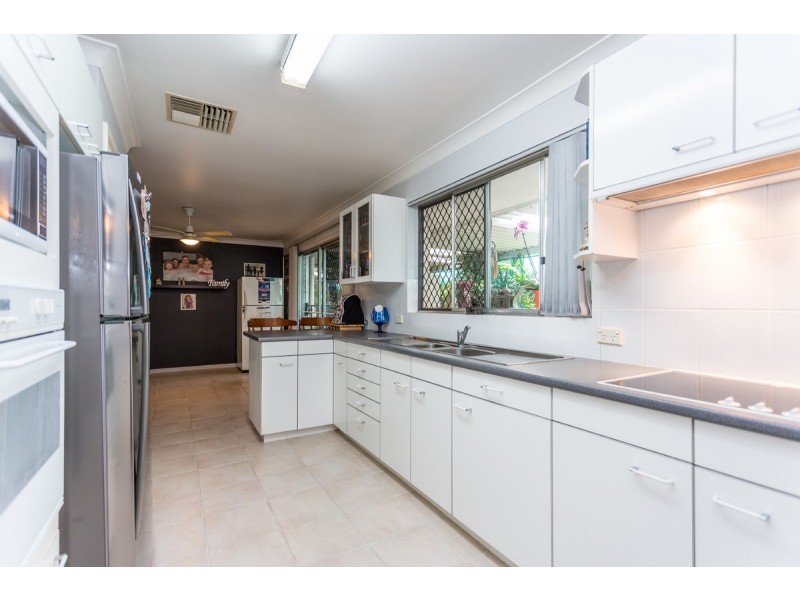 22 McLeish Place, Thornlie WA 6108