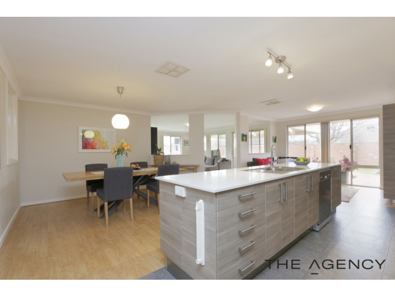 75 Campbell Road, Canning Vale WA 6155