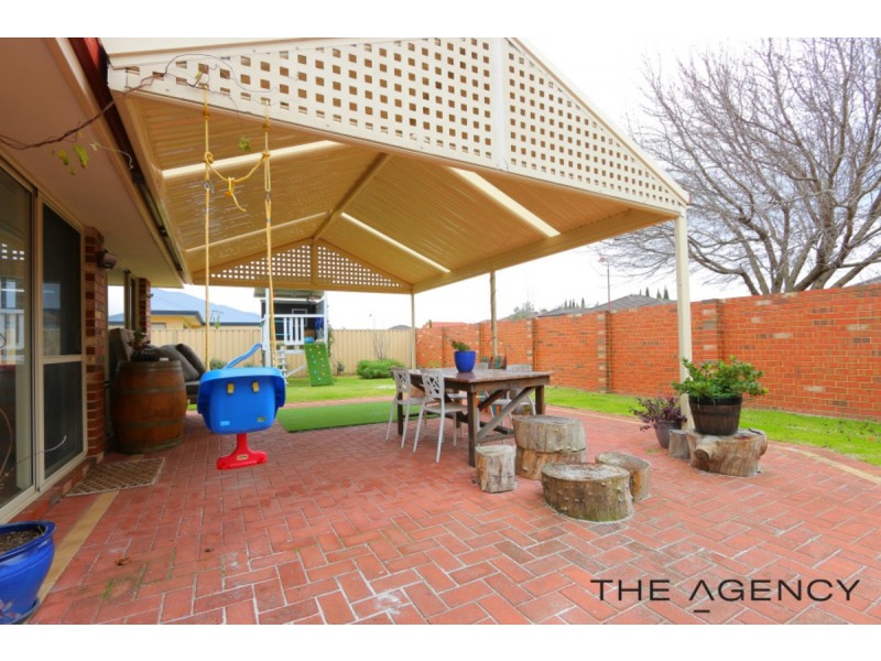 75 Campbell Road, Canning Vale WA 6155