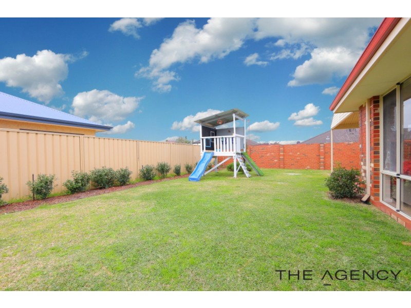 75 Campbell Road, Canning Vale WA 6155