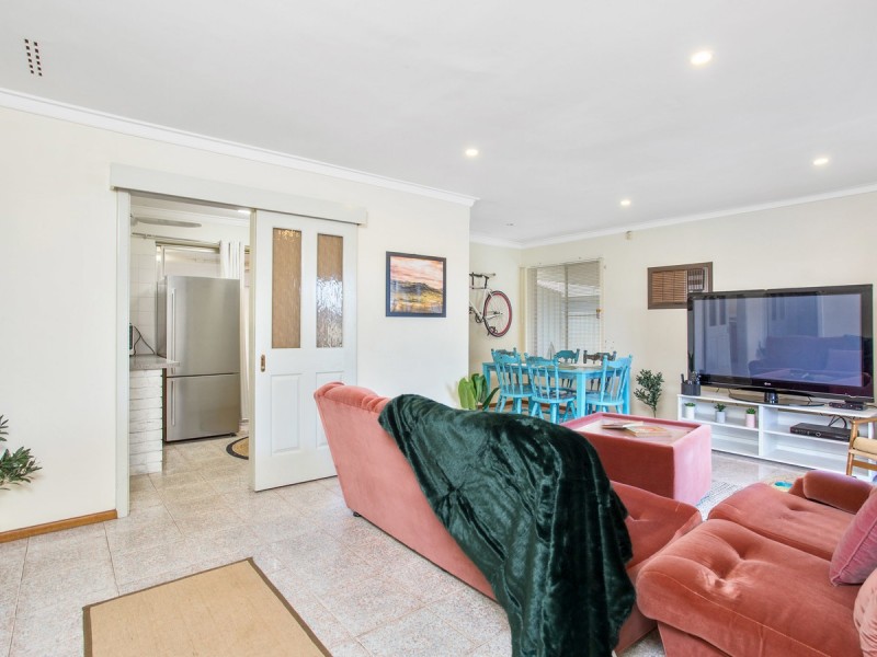 25 Grey Street, Bayswater WA 6053