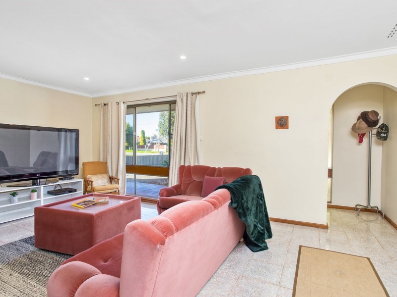 25 Grey Street, Bayswater WA 6053