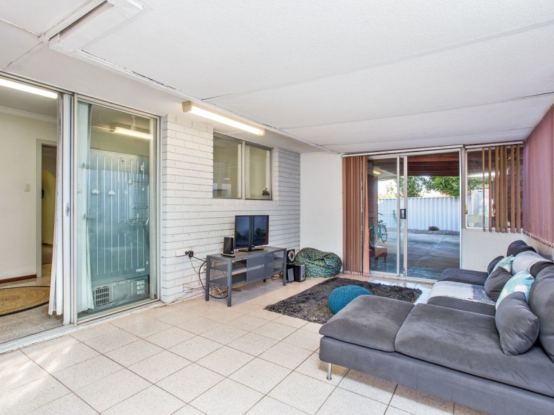 25 Grey Street, Bayswater WA 6053