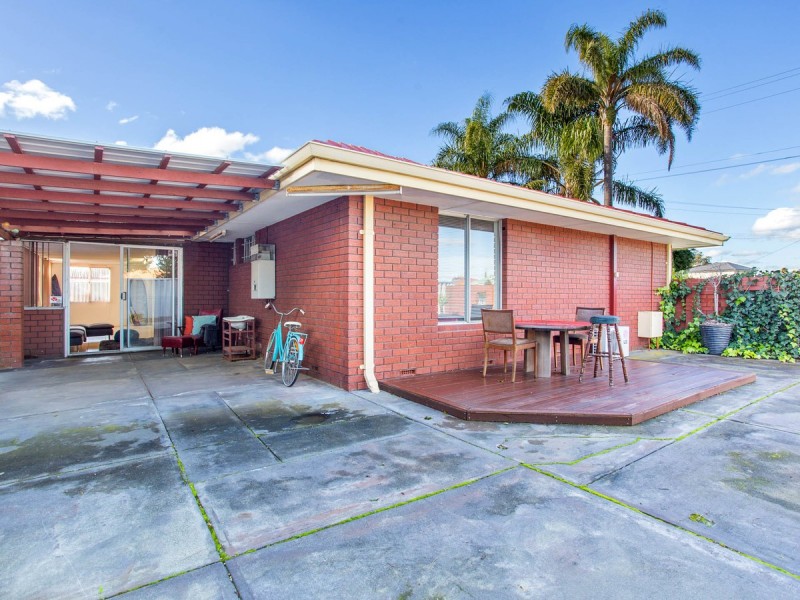 25 Grey Street, Bayswater WA 6053