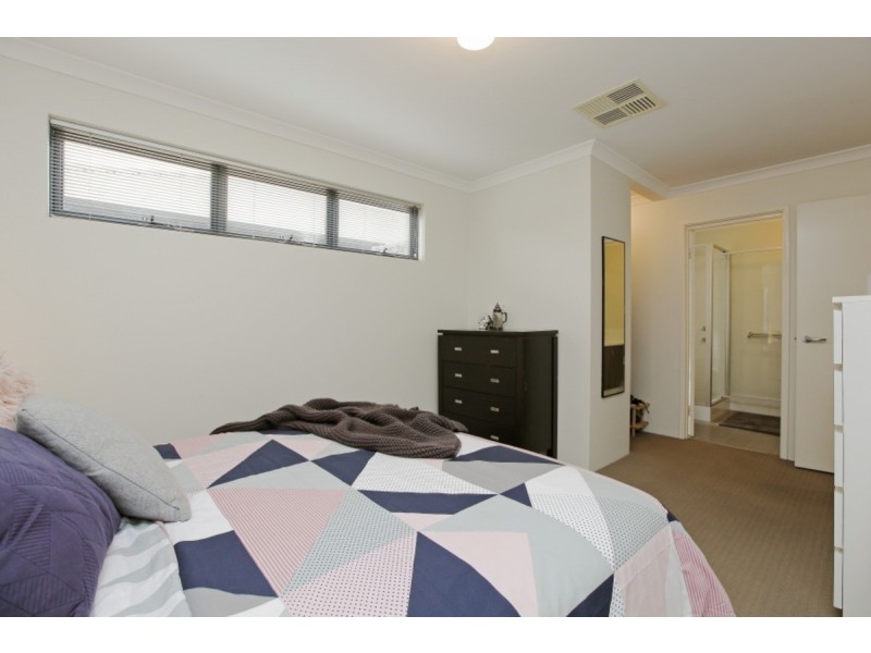 54 Holmes Street, Southern River WA 6110