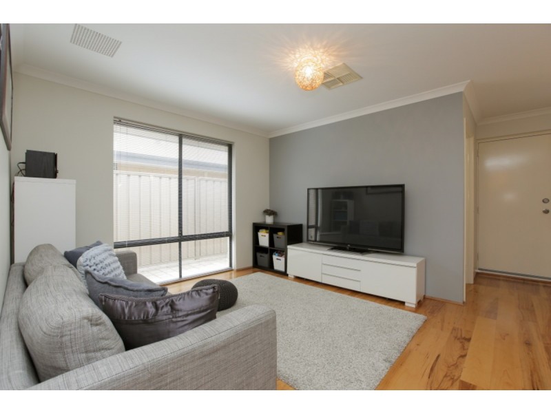 54 Holmes Street, Southern River WA 6110