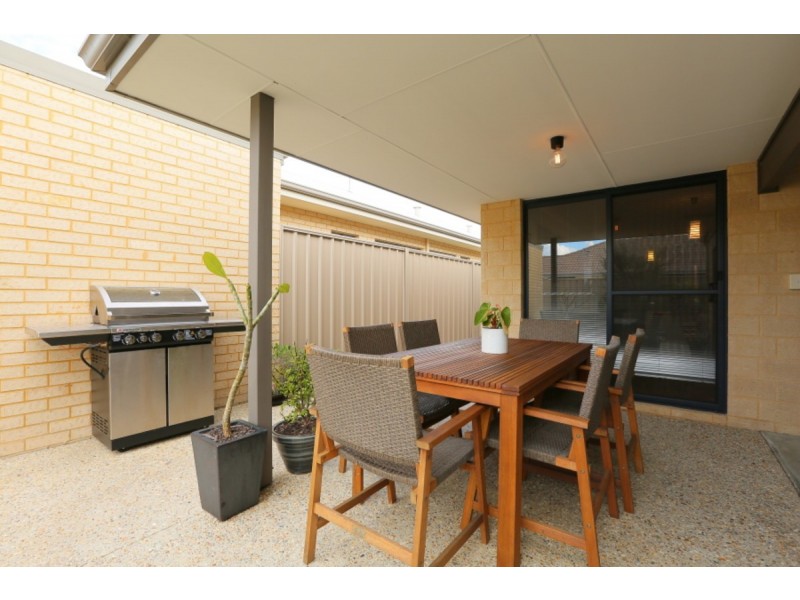 54 Holmes Street, Southern River WA 6110