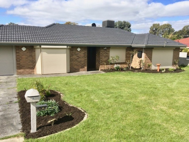 16 Bibra Drive, Bibra Lake WA 6163