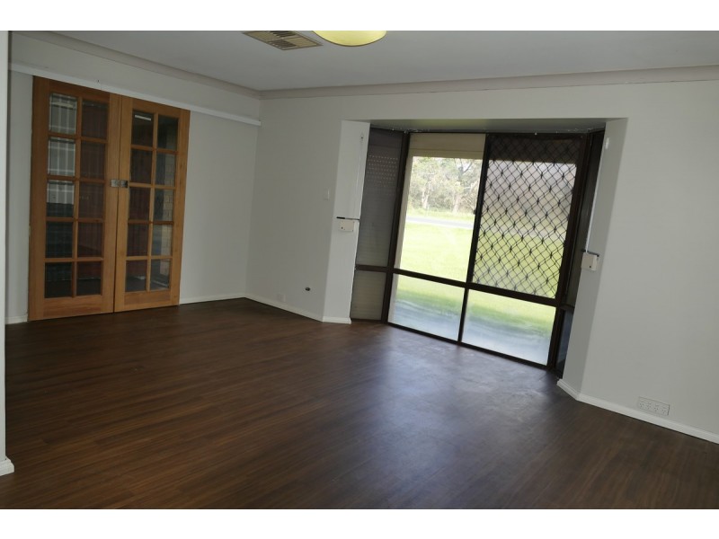 16 Bibra Drive, Bibra Lake WA 6163