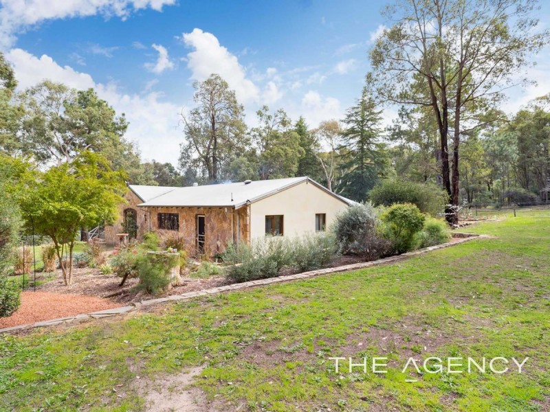 1740 Jarrah Road, Stoneville WA 6081