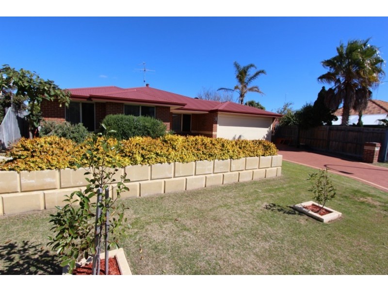 3 Castaway Cove, Halls Head WA 6210