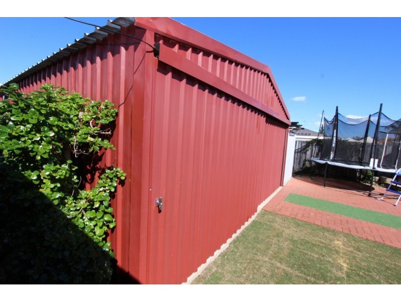 3 Castaway Cove, Halls Head WA 6210