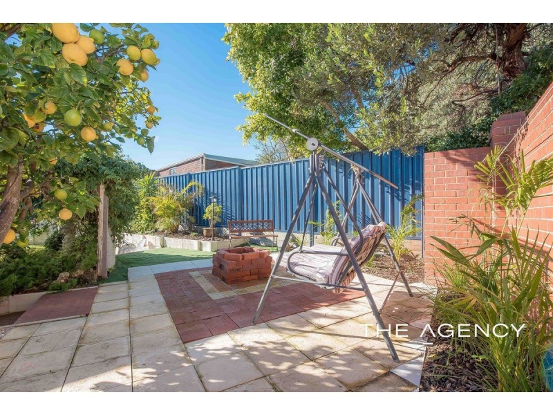 18 Ellison Drive, Padbury WA 6025