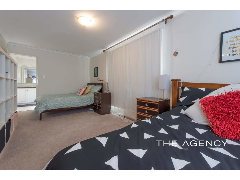 18 Ellison Drive, Padbury WA 6025