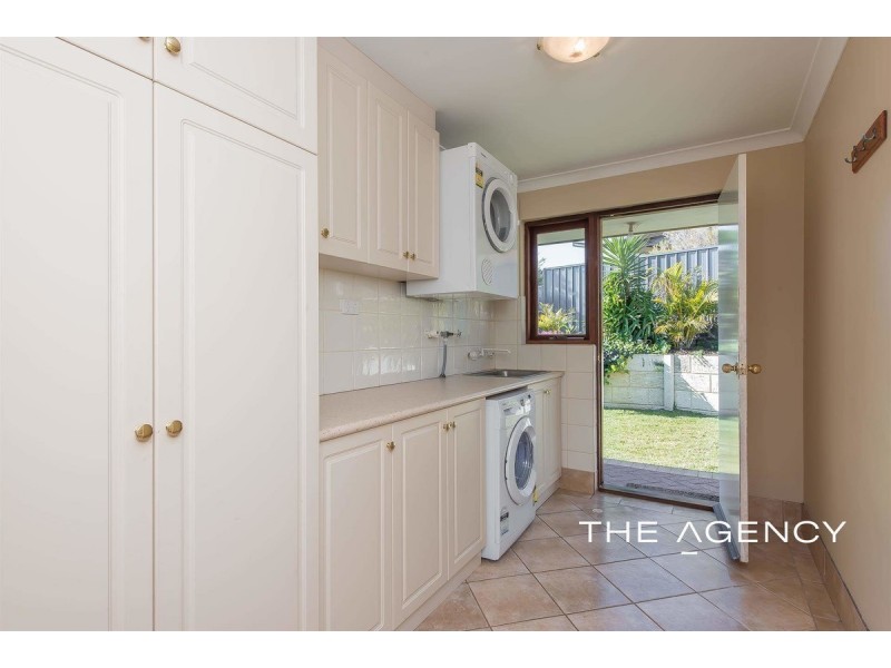 18 Ellison Drive, Padbury WA 6025