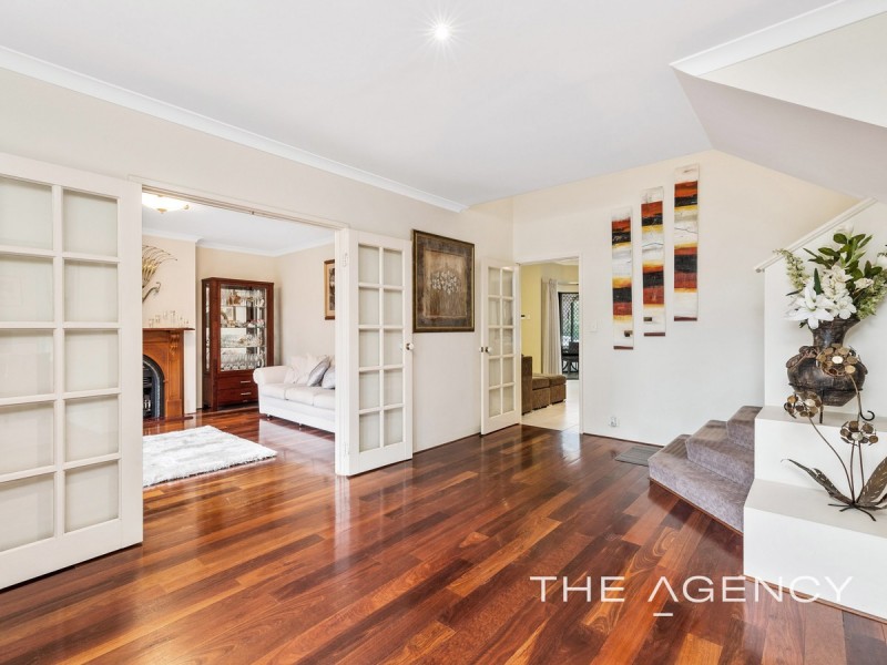 114 John Farrant Drive, Gooseberry Hill WA 6076