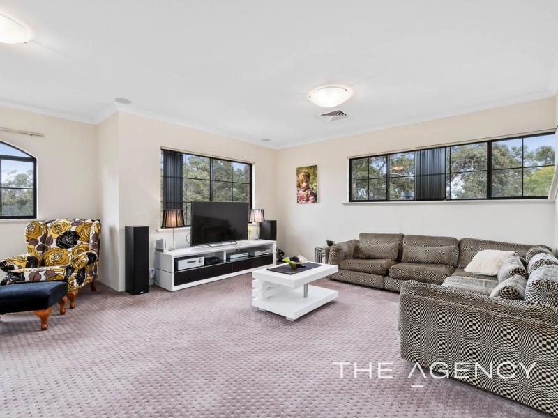 114 John Farrant Drive, Gooseberry Hill WA 6076