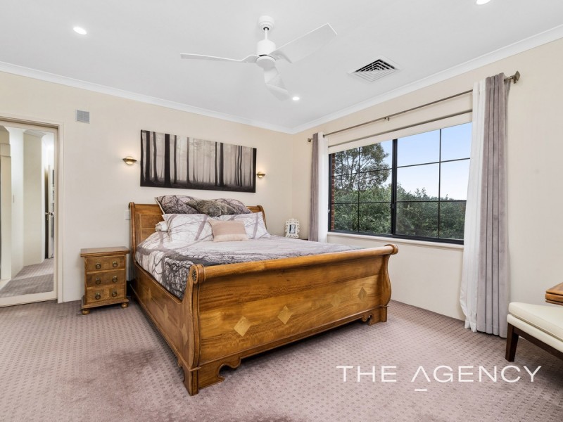 114 John Farrant Drive, Gooseberry Hill WA 6076