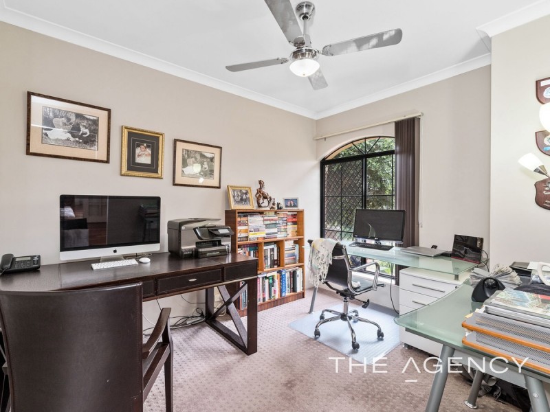 114 John Farrant Drive, Gooseberry Hill WA 6076