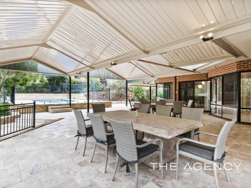 114 John Farrant Drive, Gooseberry Hill WA 6076