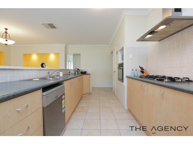 4 Becher Avenue, Canning Vale WA 6155