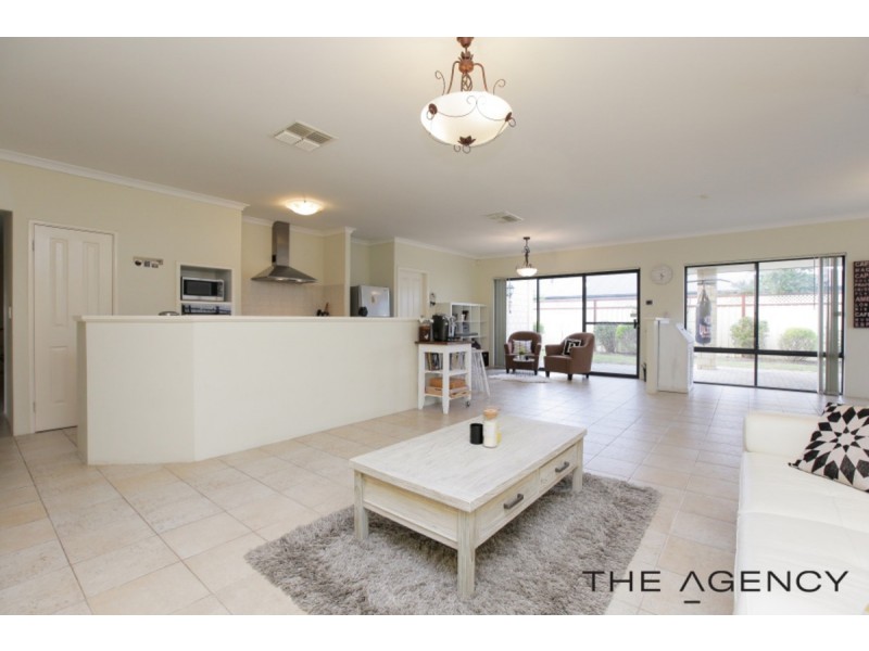 4 Becher Avenue, Canning Vale WA 6155