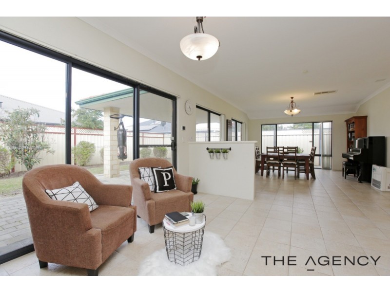 4 Becher Avenue, Canning Vale WA 6155