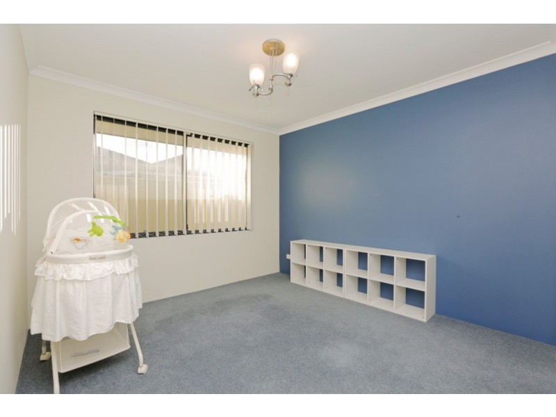 4 Becher Avenue, Canning Vale WA 6155