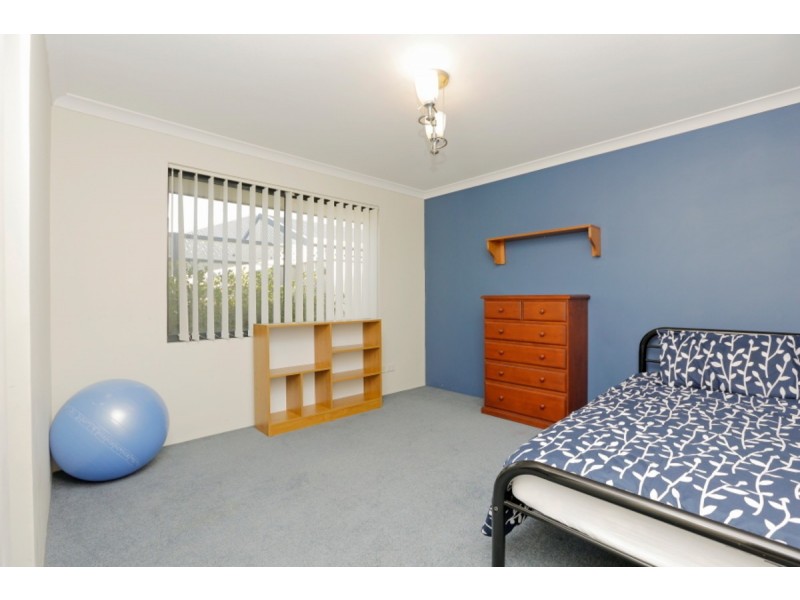 4 Becher Avenue, Canning Vale WA 6155