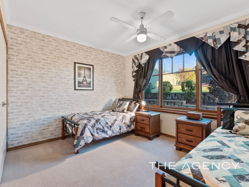 3 Nangana Way, Kalamunda WA 6076