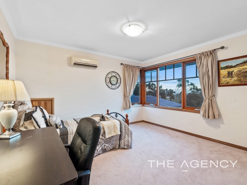 3 Nangana Way, Kalamunda WA 6076