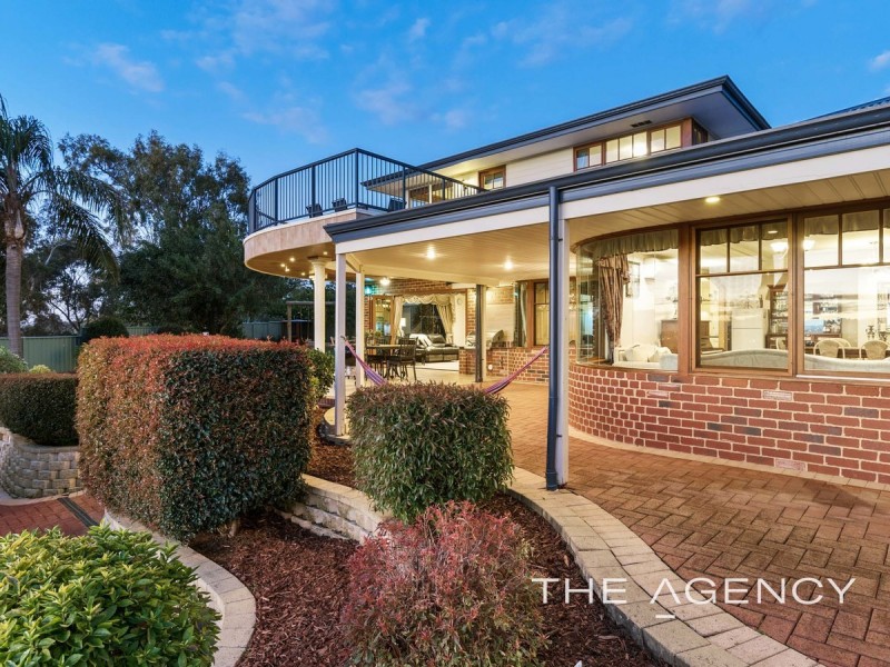 3 Nangana Way, Kalamunda WA 6076