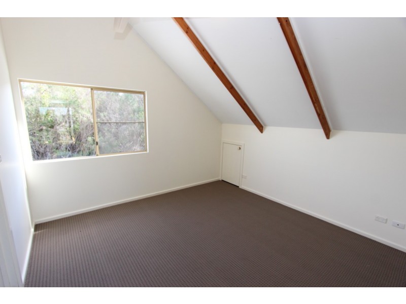 60a Queen Parade, Wannanup WA 6210