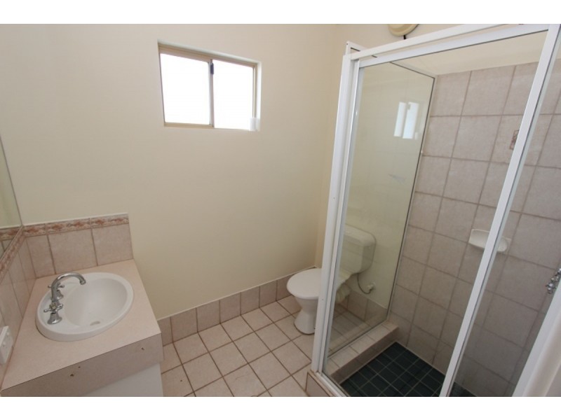 60a Queen Parade, Wannanup WA 6210