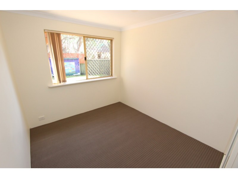 60a Queen Parade, Wannanup WA 6210