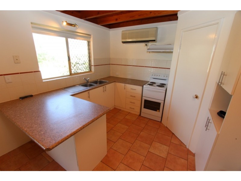 60a Queen Parade, Wannanup WA 6210