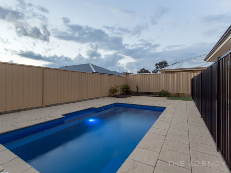 63 Sherwood Road, Australind WA 6233