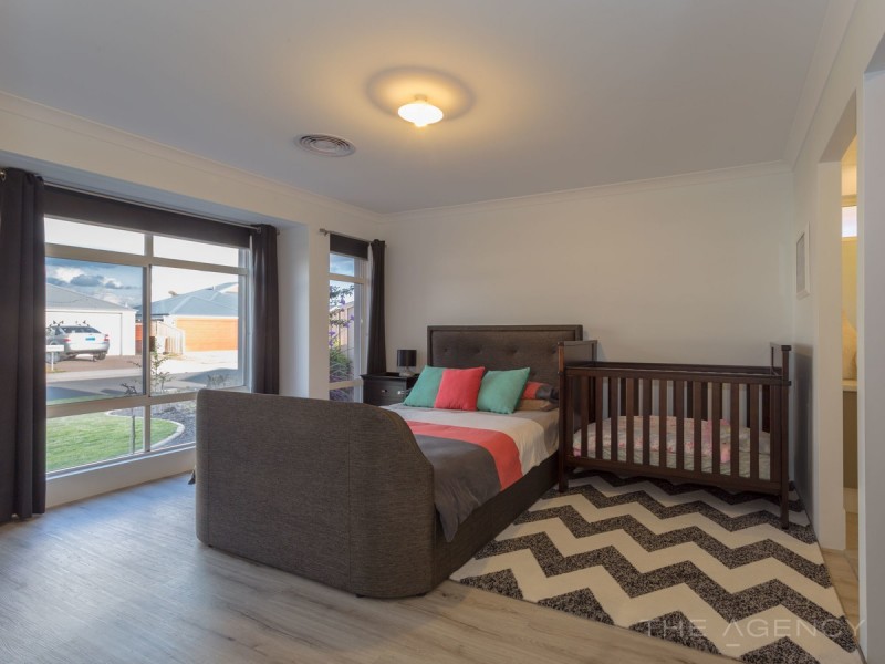 63 Sherwood Road, Australind WA 6233