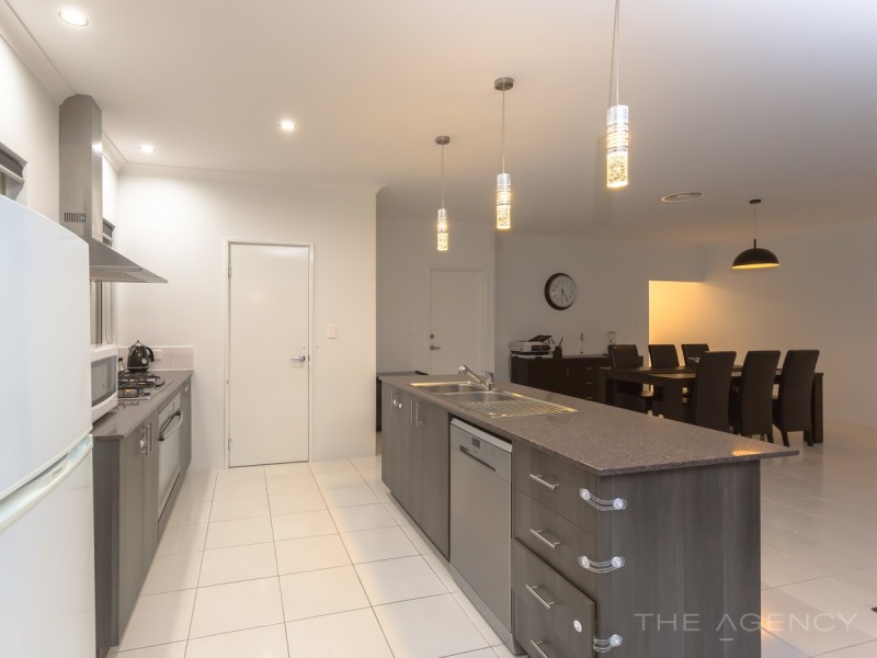 63 Sherwood Road, Australind WA 6233