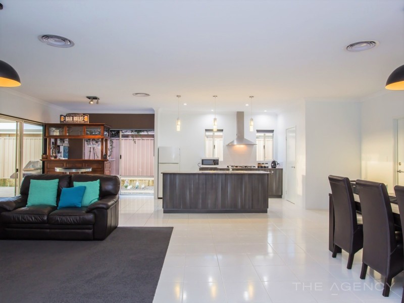 63 Sherwood Road, Australind WA 6233