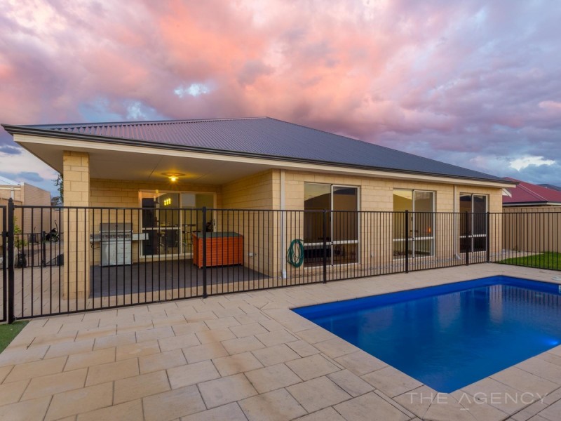 63 Sherwood Road, Australind WA 6233